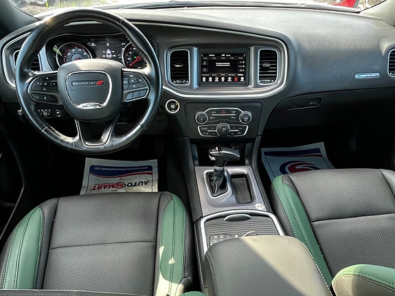 Dodge Charger 16 of 21