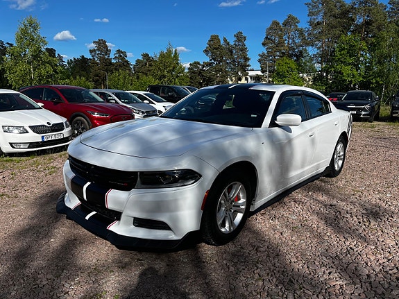 Dodge Charger 3 of 5