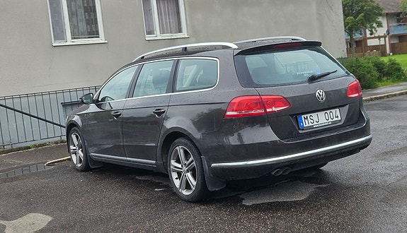 Volkswagen Passat 3 of 3