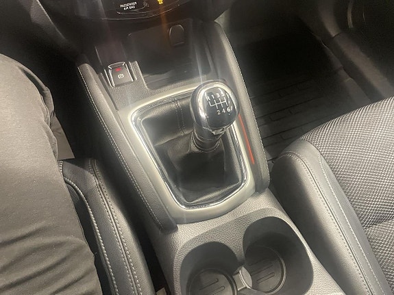 Nissan Qashqai 15 of 16