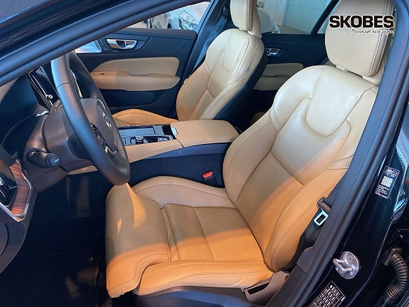Volvo V60 25 of 30