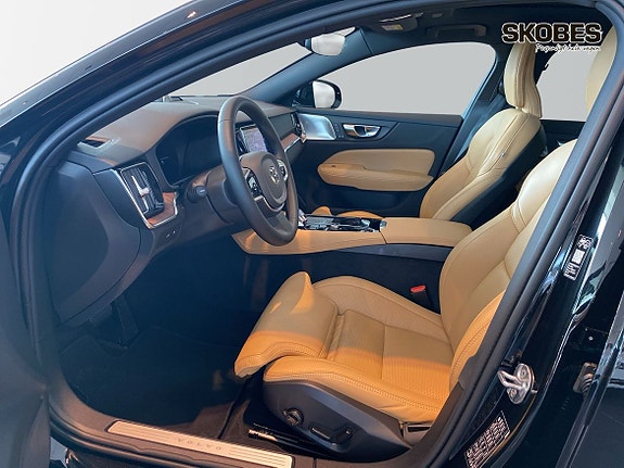 Volvo V60 9 of 30