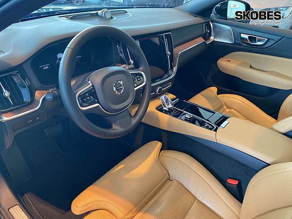 Volvo V60 24 of 30