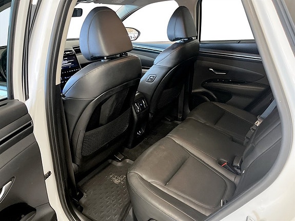 Hyundai Tucson 14 of 19