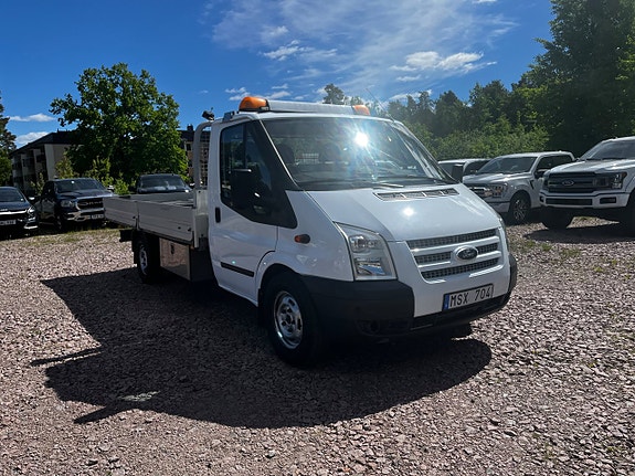 Ford Transit 2 of 5