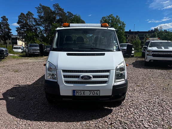 Ford Transit 3 of 5