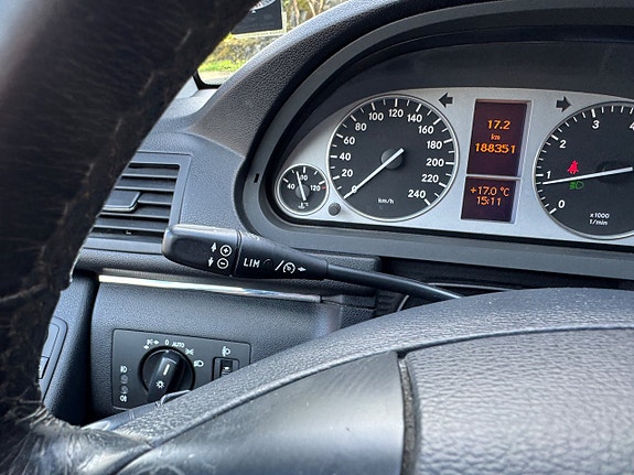 Mercedes-Benz B180 21 of 21