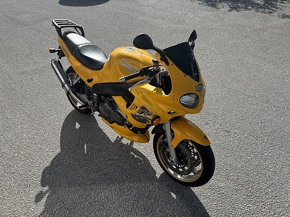 Triumph Sprint RS 955i 4 of 5