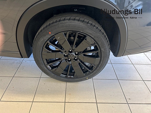 Mitsubishi Outlander 10 of 12