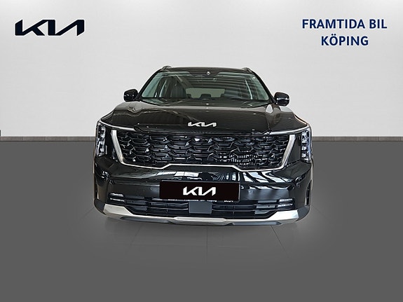 Kia Sorento 2 of 5
