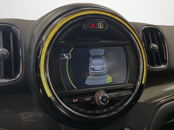 MINI Countryman Cooper 17 of 26