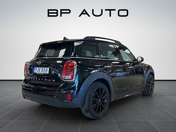 MINI Countryman Cooper 6 of 26