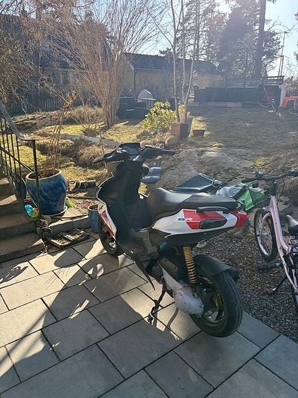 Aprilia Sr50 r 2 of 5