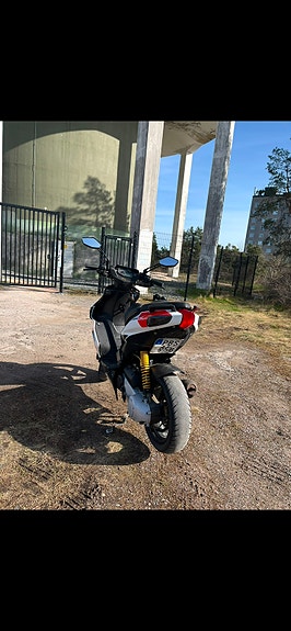 Aprilia Sr50 r 5 of 5