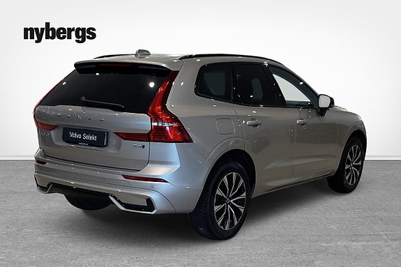 Volvo XC60 4 of 5