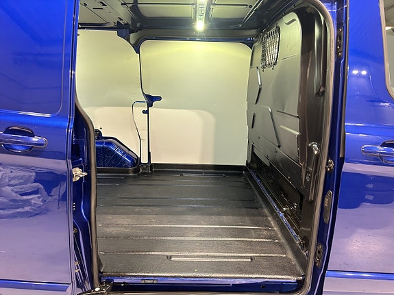 Ford Transit Custom 9 of 19