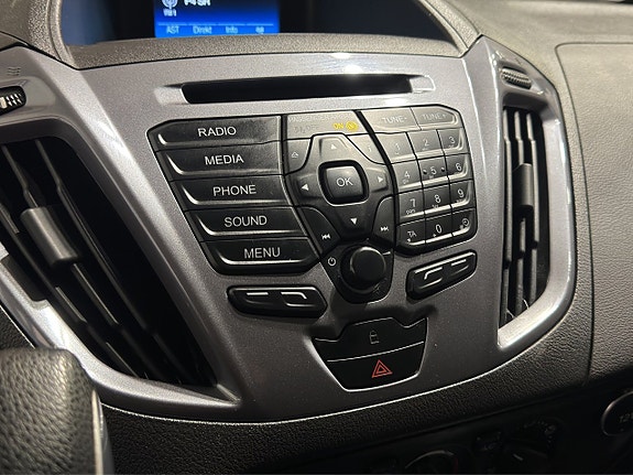Ford Transit Custom 18 of 19
