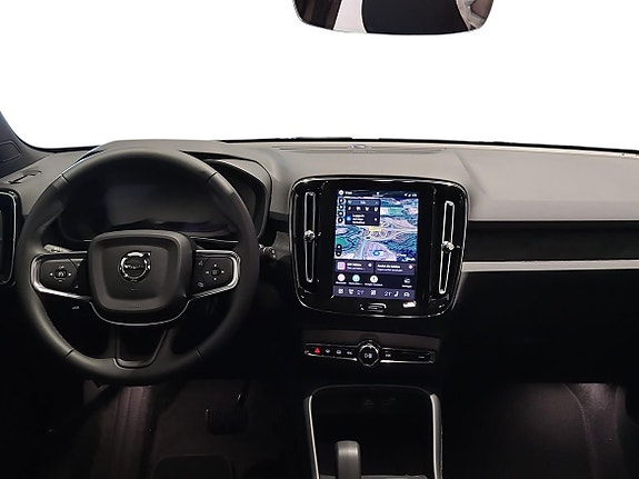 Volvo EX40 5 of 18