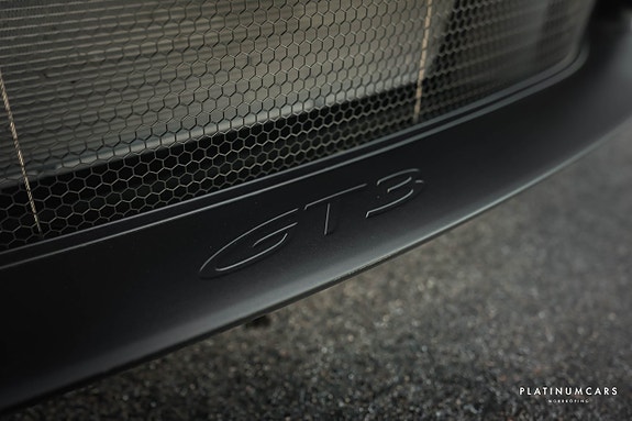 Porsche 911 20 of 23