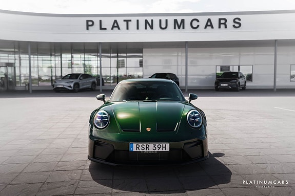Porsche 911 3 of 5