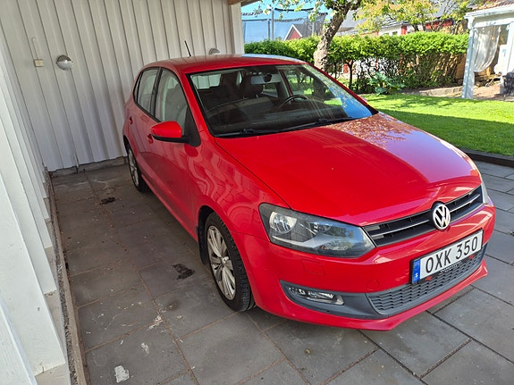 Volkswagen Polo 2 of 5
