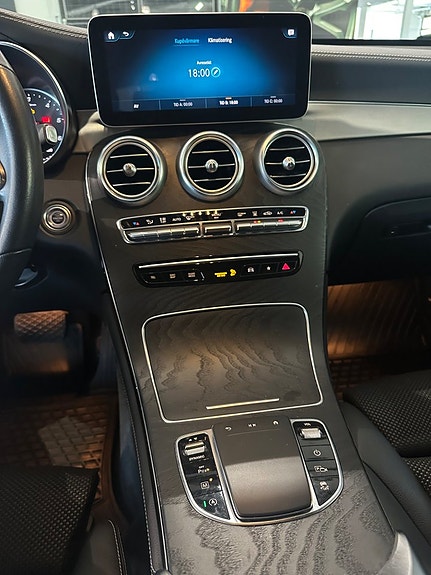 Mercedes-Benz GLC220 d 19 of 20