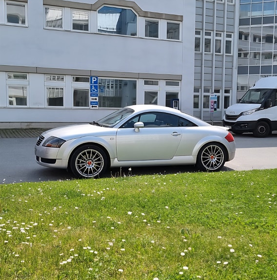 Audi TT 2 of 2