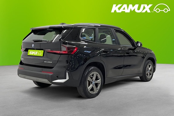 BMW X1 4 of 5