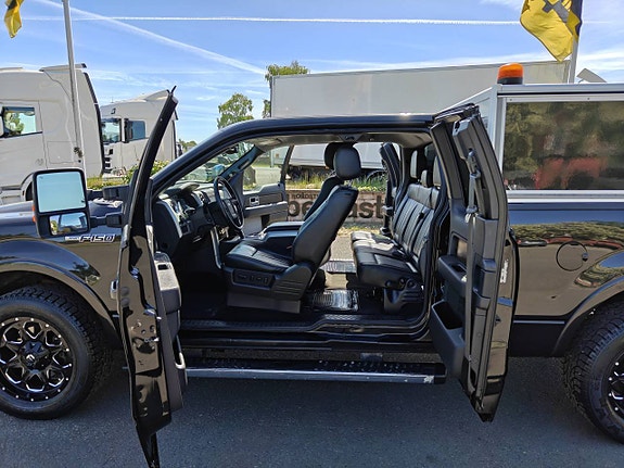 Ford F-150 Lariat 9 of 10