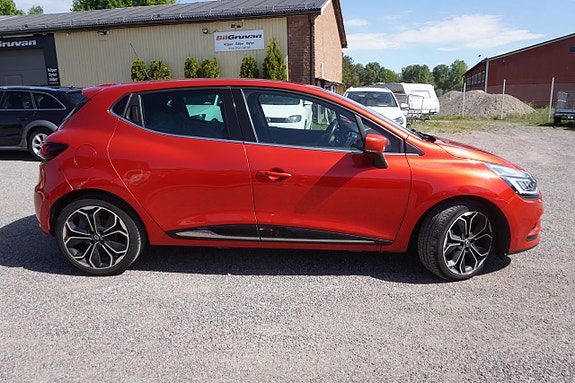 Renault Clio 2 of 7