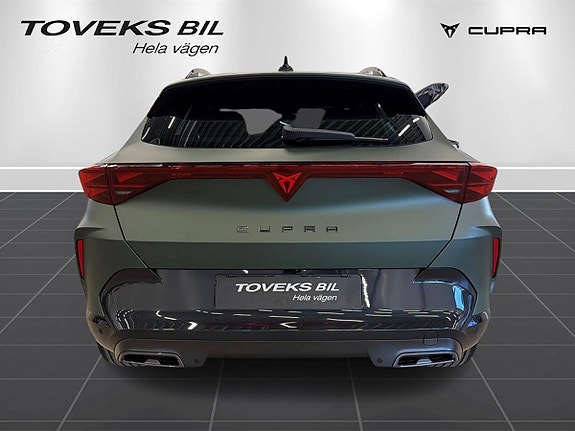 Cupra Formentor e-HYBRID 4 of 23