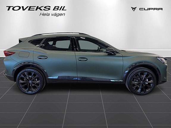 Cupra Formentor e-HYBRID 2 of 23