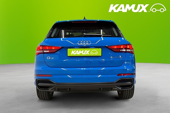 Audi Q3 5 of 5