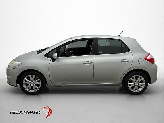 Toyota Auris 5 of 5