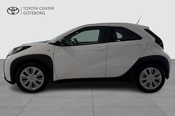 Toyota Aygo X 6 of 13