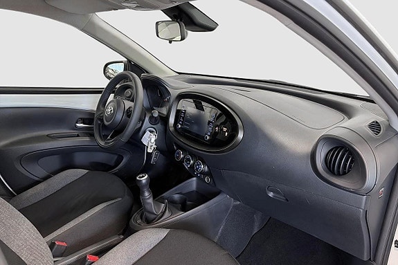Toyota Aygo X 9 of 13