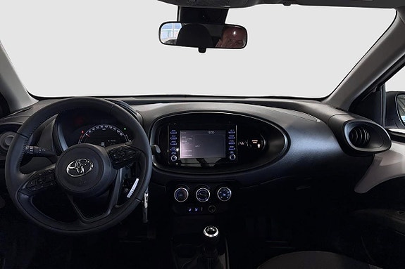 Toyota Aygo X 11 of 13