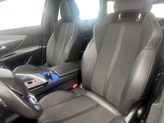 Peugeot 5008 5 of 5