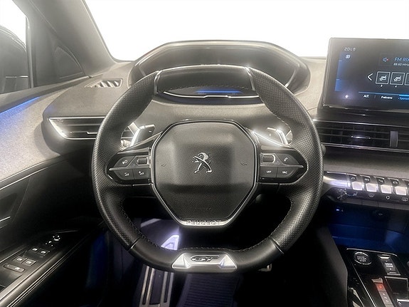 Peugeot 5008 7 of 15