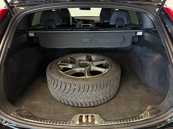 Volvo V60 11 of 12