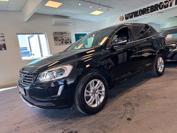 Volvo XC60 2 of 23