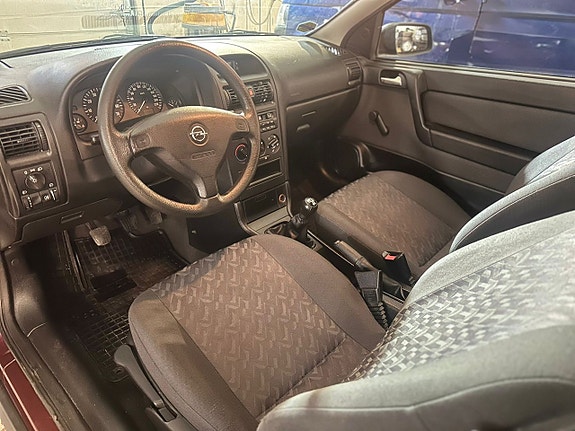 Opel Astra 7 of 12