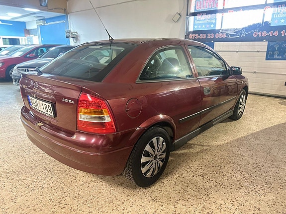Opel Astra 5 of 5