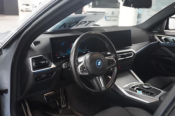 BMW i4 4 of 5