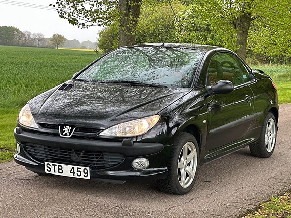 Peugeot 206 CC 2 of 5