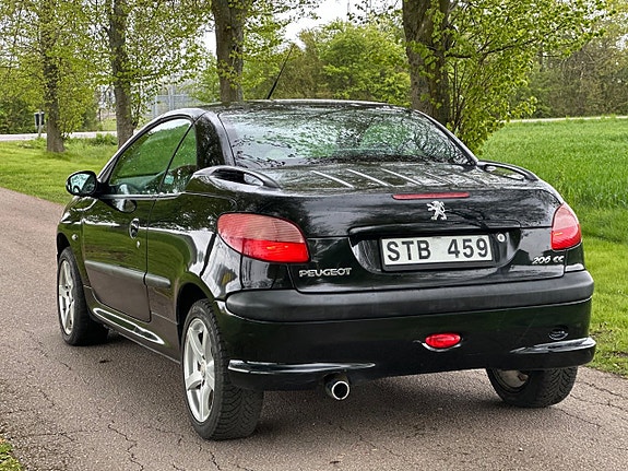 Peugeot 206 CC 4 of 5