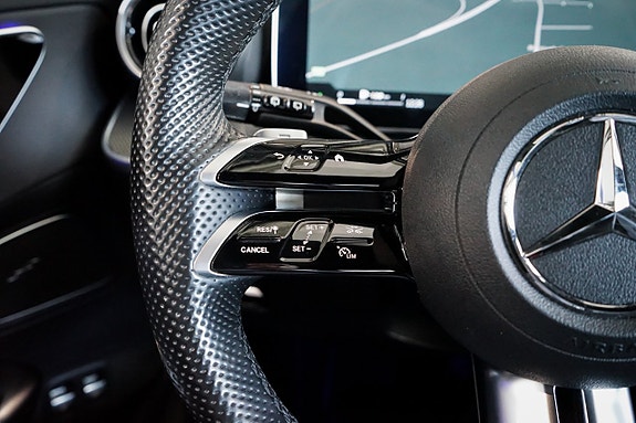 Mercedes-Benz C300 e 21 of 30