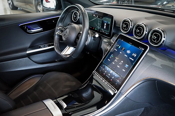 Mercedes-Benz C300 e 28 of 30