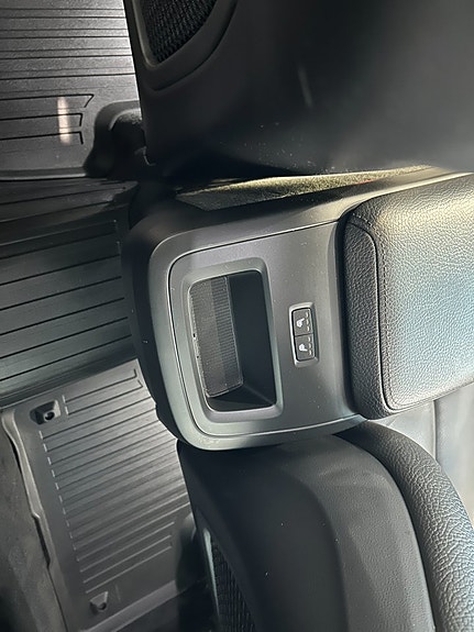 Volvo XC60 14 of 14