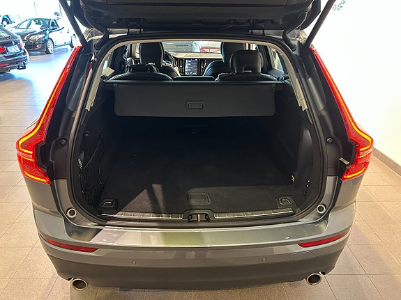 Volvo XC60 9 of 14